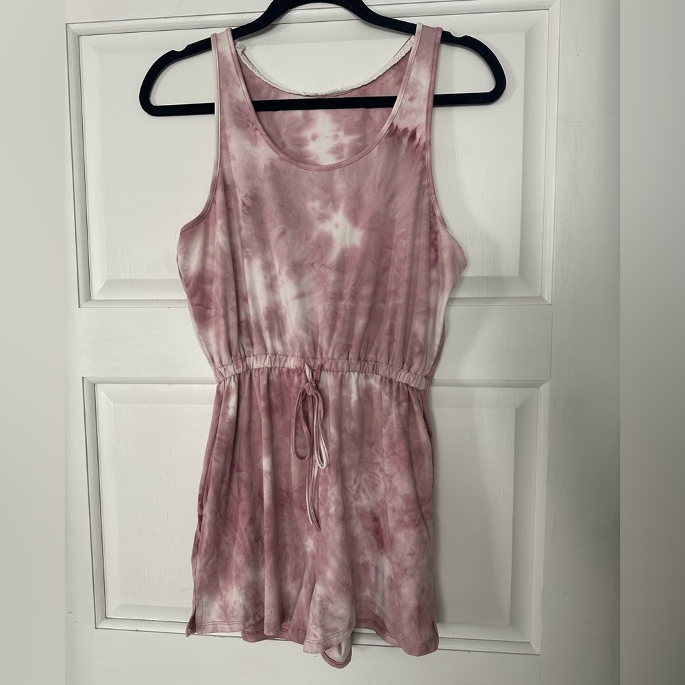 soft & stretchy romper with pockets